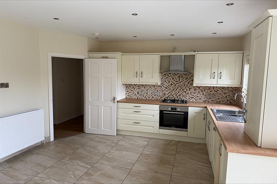 Flat 3, 32A, Deramore Park