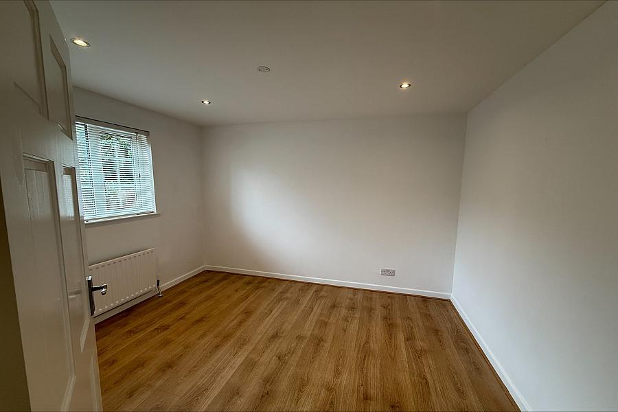 Flat 3, 32A, Deramore Park