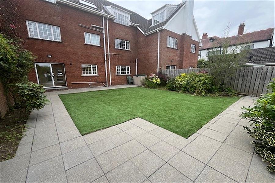 Flat 3, 32A, Deramore Park