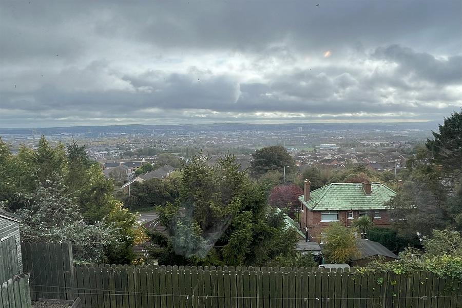 44 Squires View