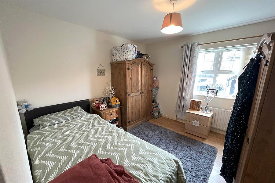 44 Squires View