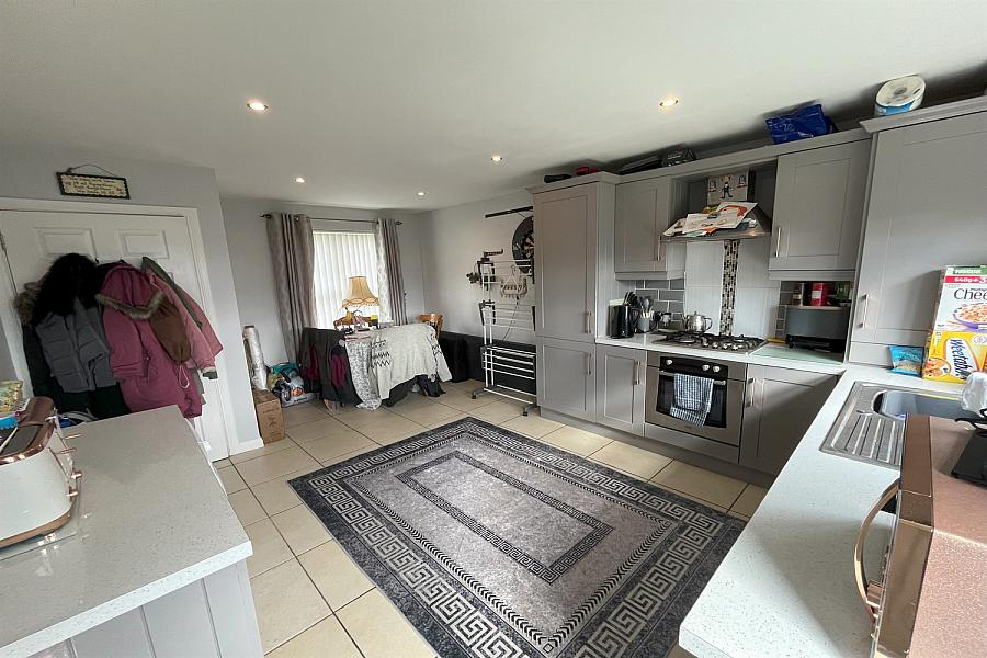 44 Squires View