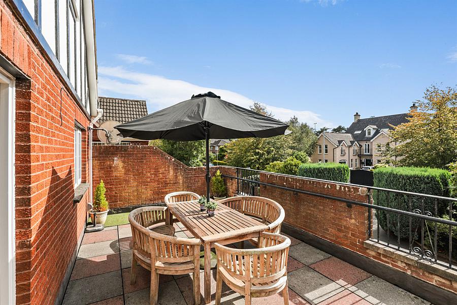 Flat 2, The Grange