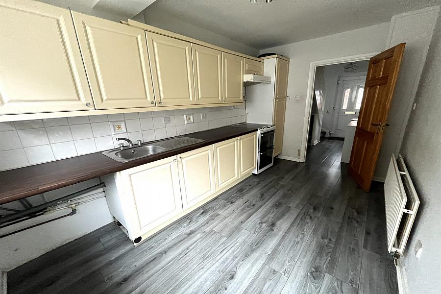 181 Upper Meadow Street 181 Upper Meadow Street