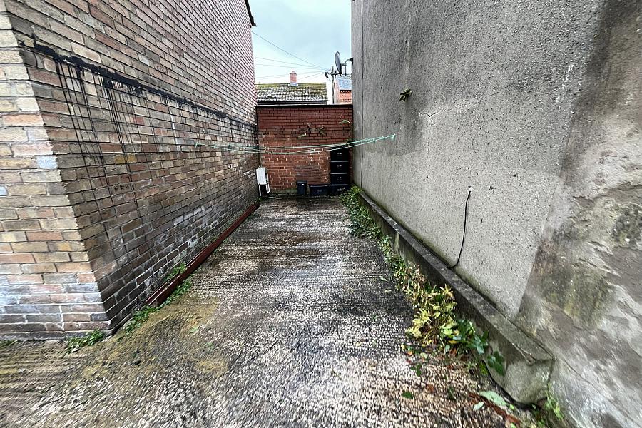 181 Upper Meadow Street 181 Upper Meadow Street