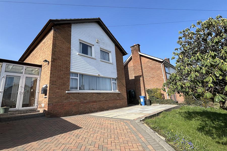 2 Innisfayle Drive, Donegall Park Avenue, Belfast, BT15 4EW