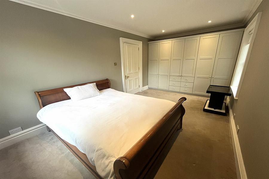 41B, 39-41 Sans Souci Park