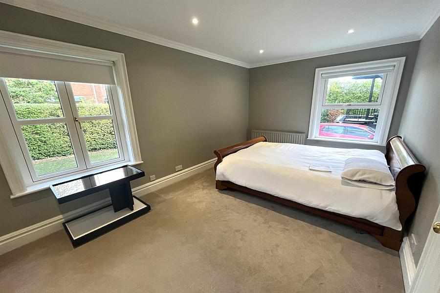 41B, 39-41 Sans Souci Park