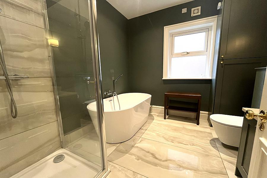 41B, 39-41 Sans Souci Park