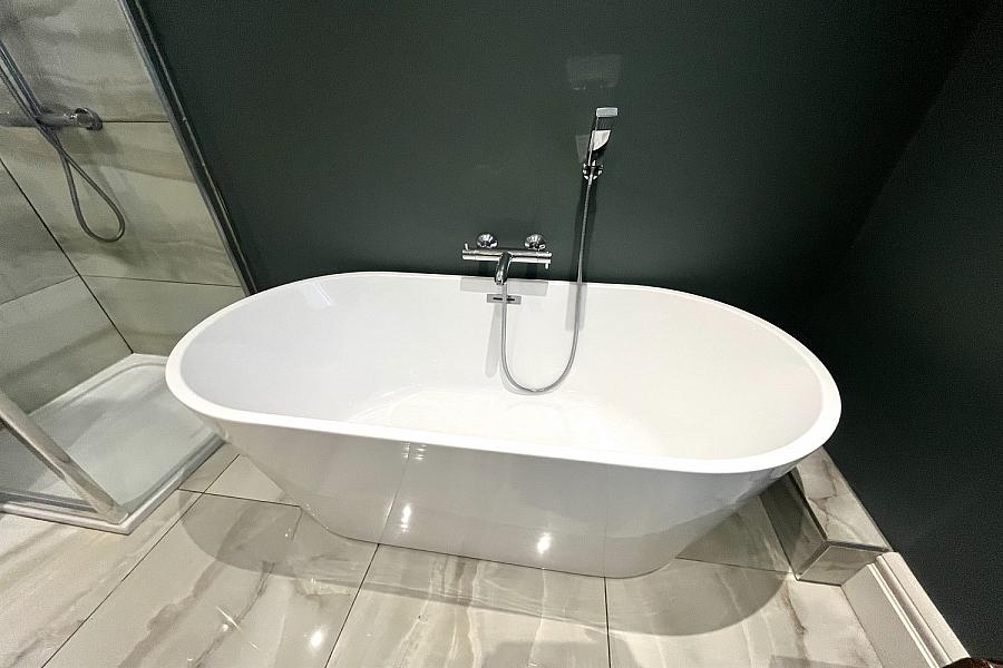 41B, 39-41 Sans Souci Park