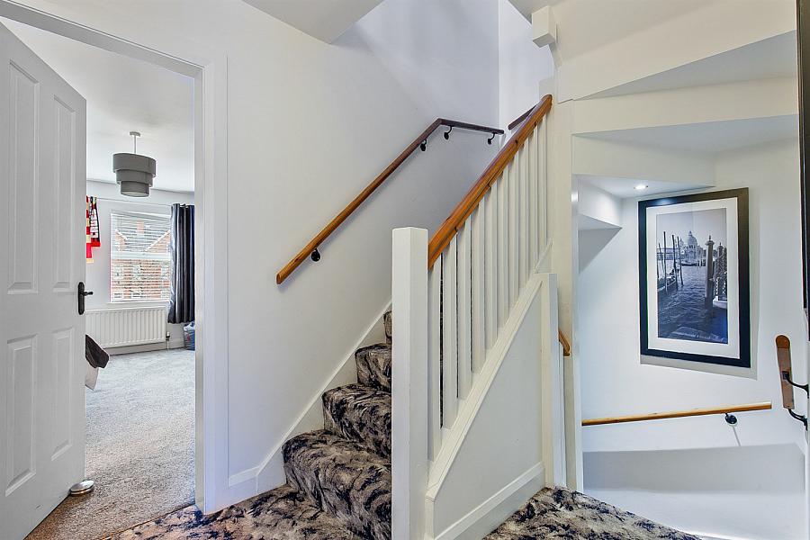 8 Fortwilliam Demesne