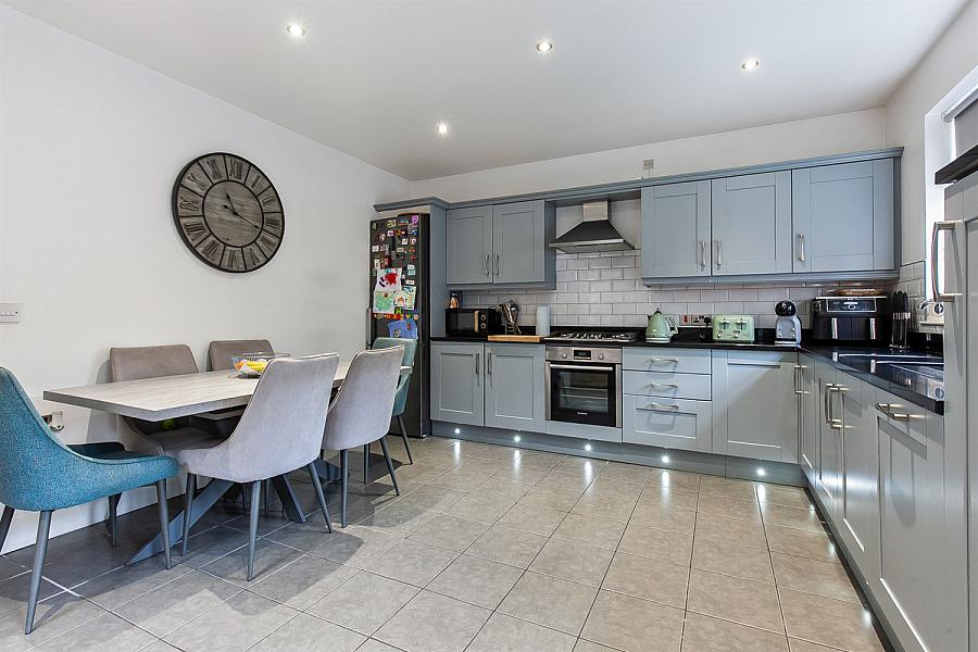 8 Fortwilliam Demesne