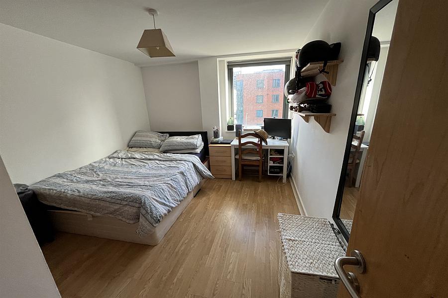 Apartment 8, Victoria Place