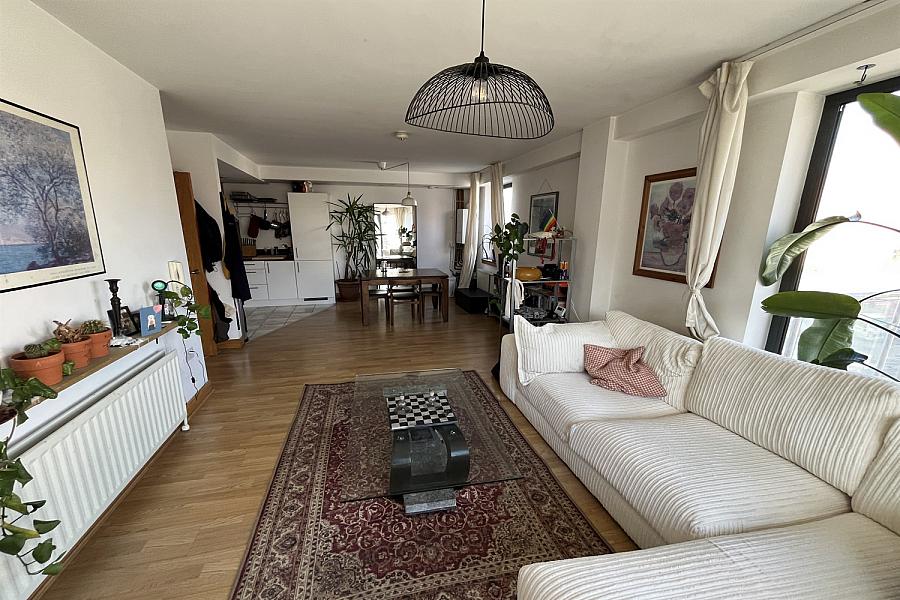 Apartment 8, Victoria Place