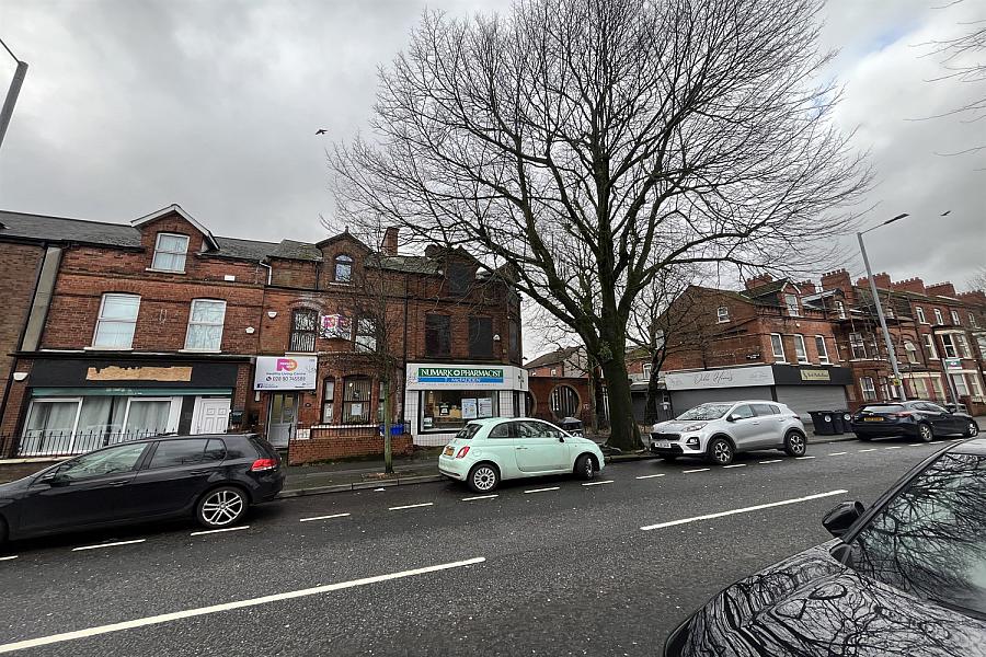 208 Duncairn Gardens