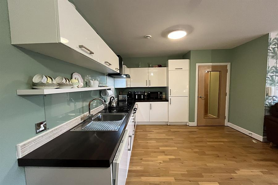 Apartment 21, The Keel Building