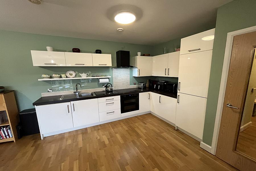 Apartment 21, The Keel Building