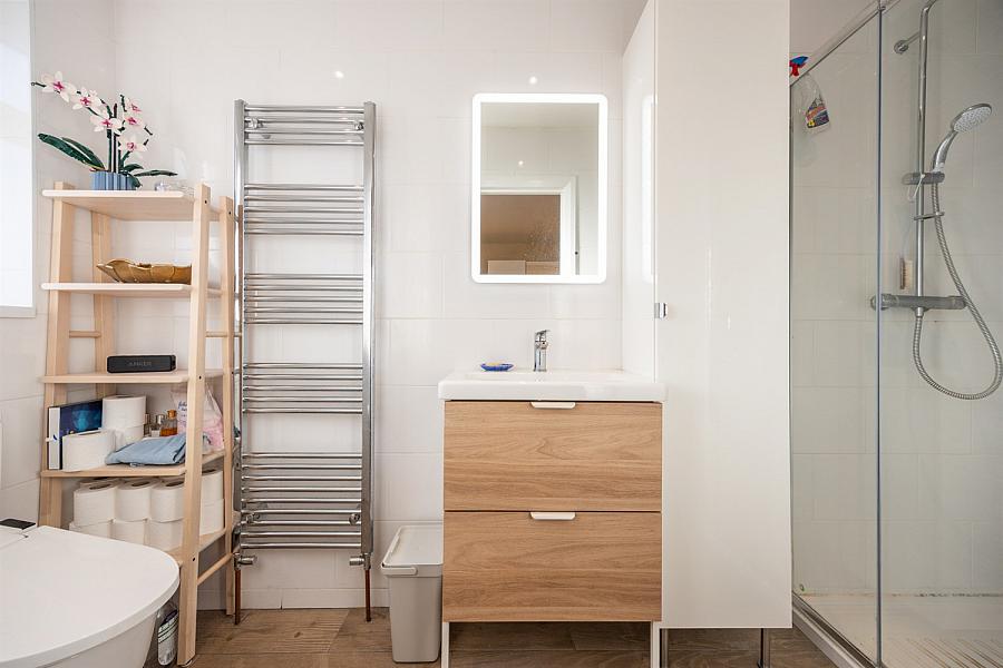 2A Neills Lane And 28 Shore Road