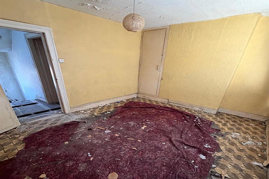 102 Ainsworth Avenue