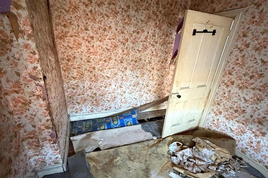 102 Ainsworth Avenue