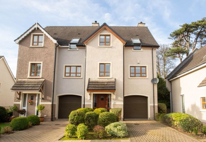 20 Rathcillan Court, bryansford road, newcastle, BT33 0UA