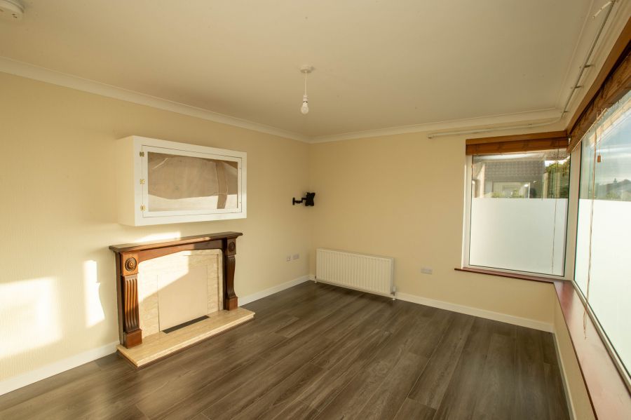 17 Elmgrove Park