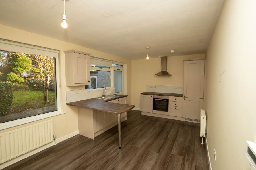 17 Elmgrove Park