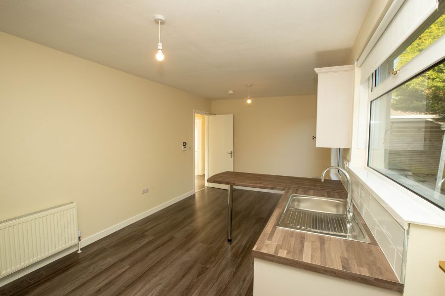 17 Elmgrove Park
