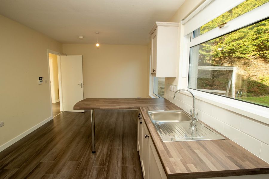 17 Elmgrove Park