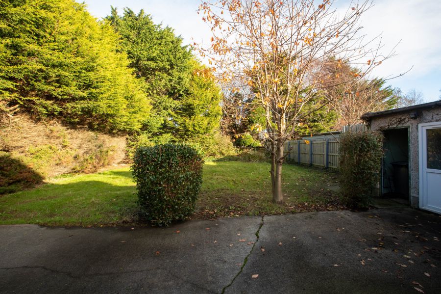 17 Elmgrove Park
