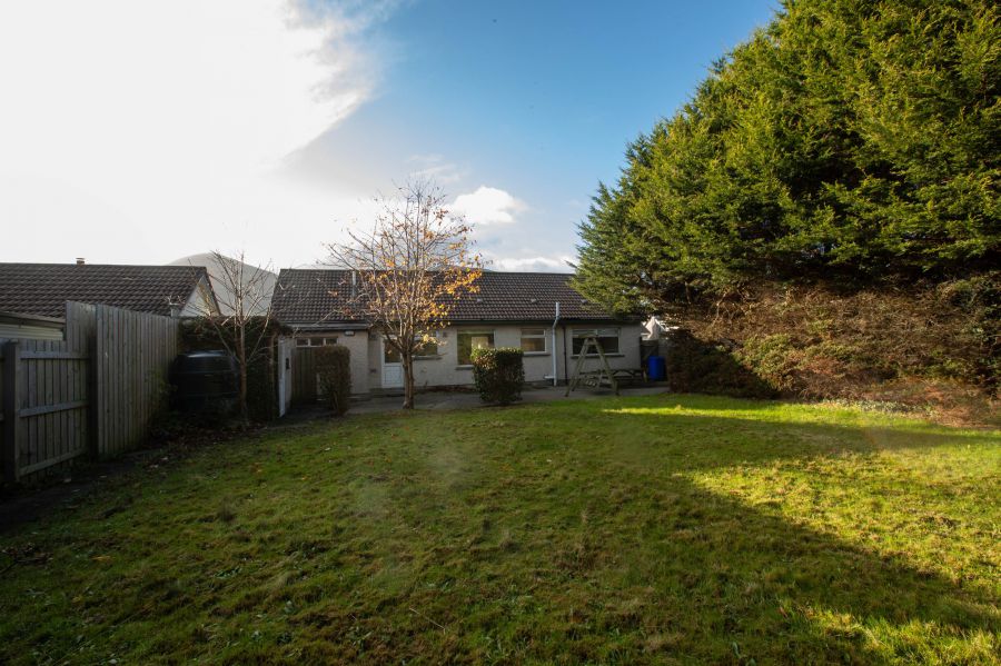 17 Elmgrove Park
