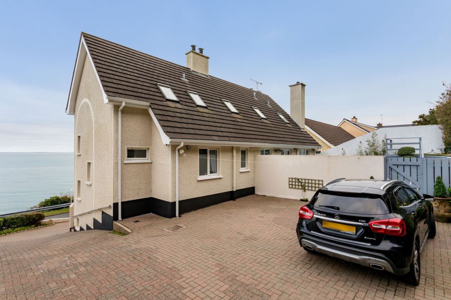 Ard Na Mara, 8 Seacliff Close