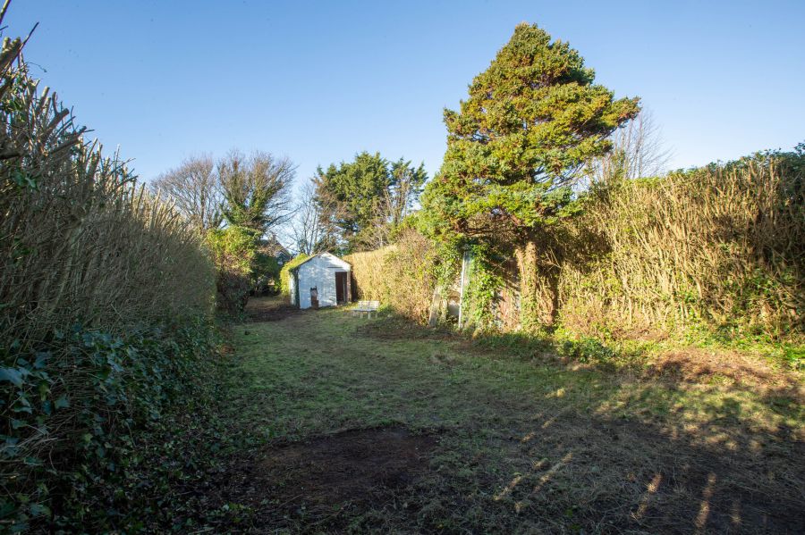 16 Dundrum Road