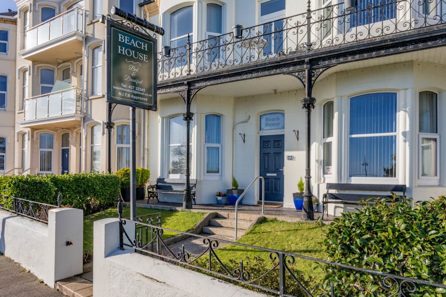 Beach House, 22 Downs Road
