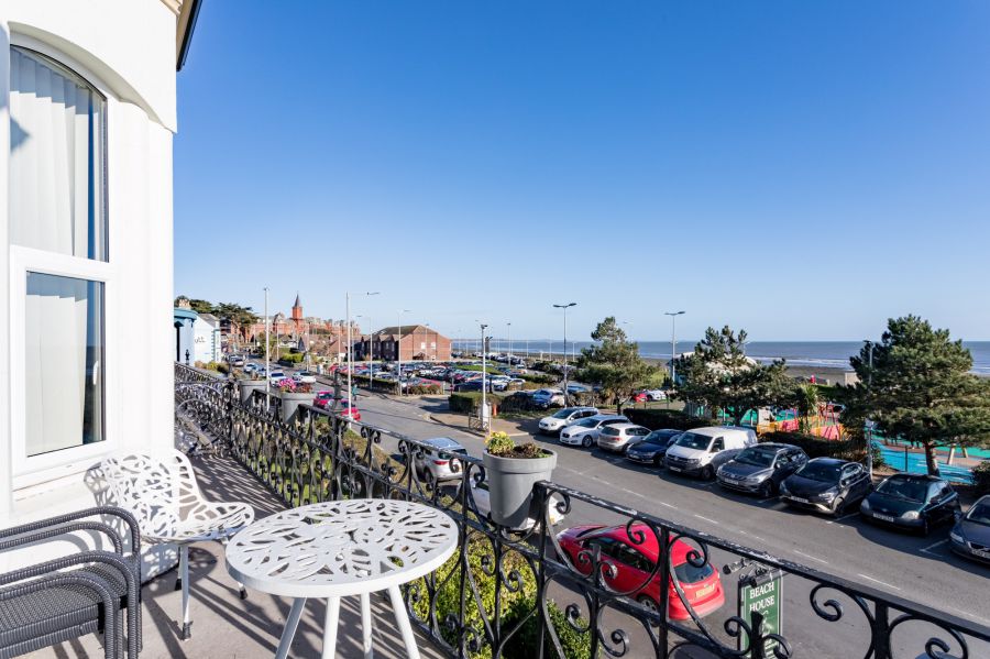 Beach House, 22 Downs Road