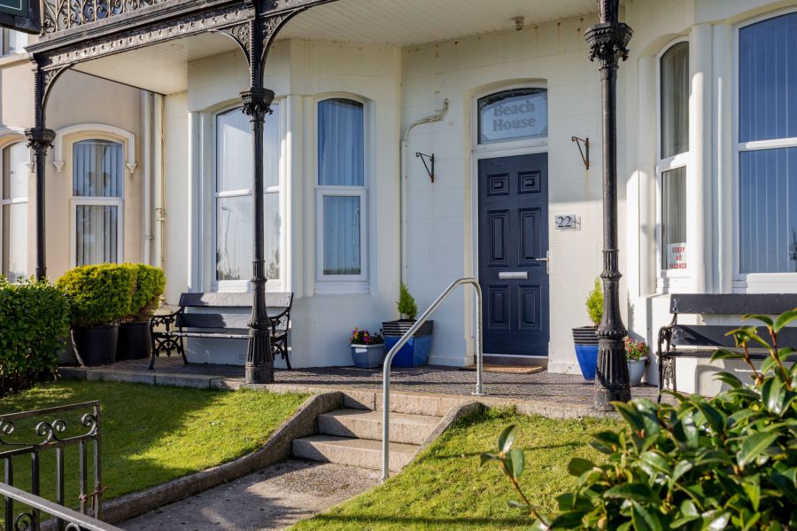 Beach House, 22 Downs Road