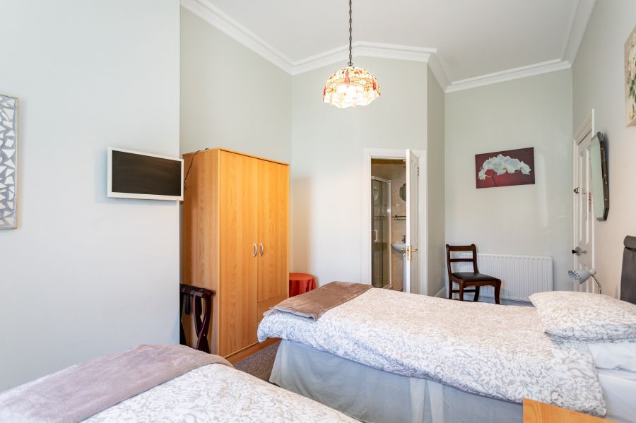 Beach House, 22 Downs Road