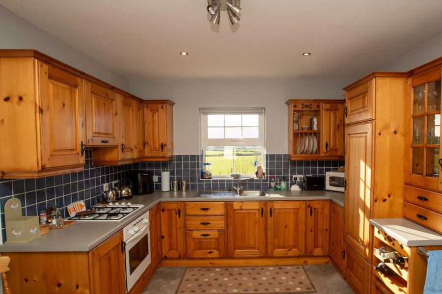 2 Aislinn Court
