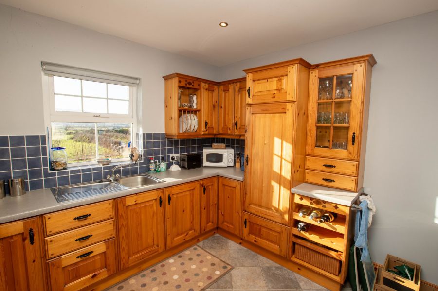 2 Aislinn Court