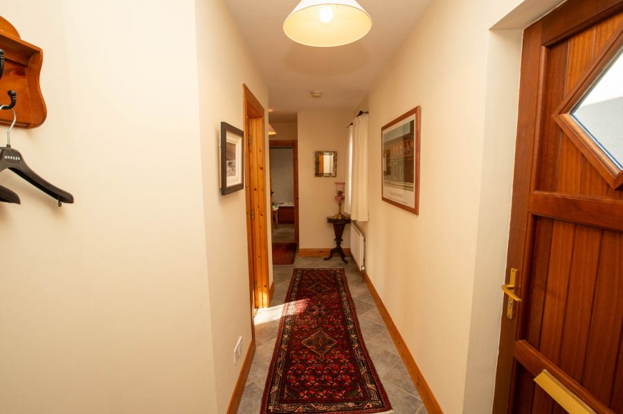 2 Aislinn Court