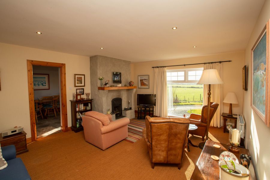2 Aislinn Court