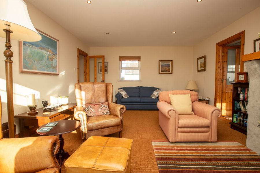 2 Aislinn Court