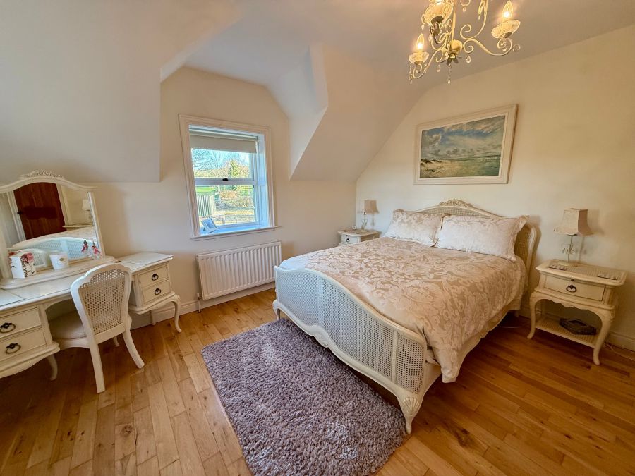 Clock Tower Lodge, 47b Ballyloughlin Road