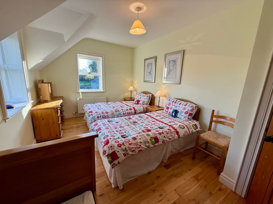 Clock Tower Lodge, 47b Ballyloughlin Road