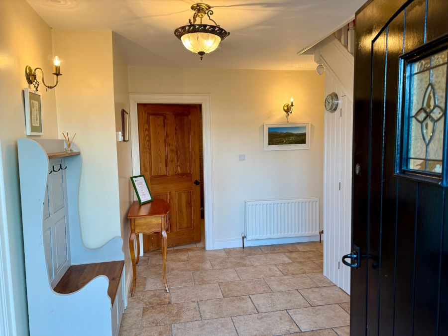Clock Tower Lodge, 47b Ballyloughlin Road
