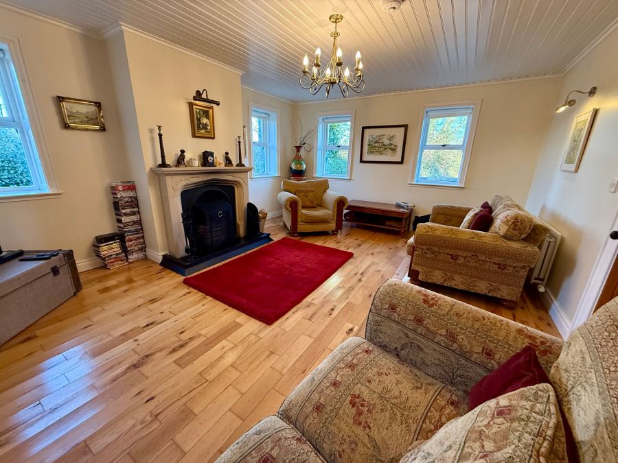 Clock Tower Lodge, 47b Ballyloughlin Road