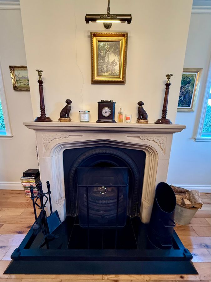 Clock Tower Lodge, 47b Ballyloughlin Road