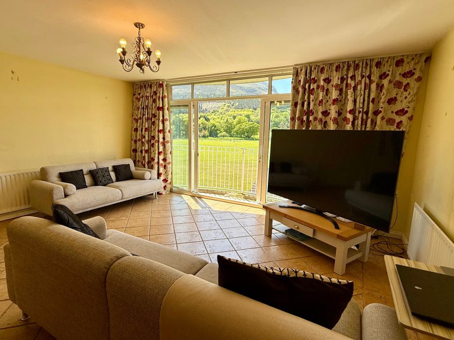 7 Parklands