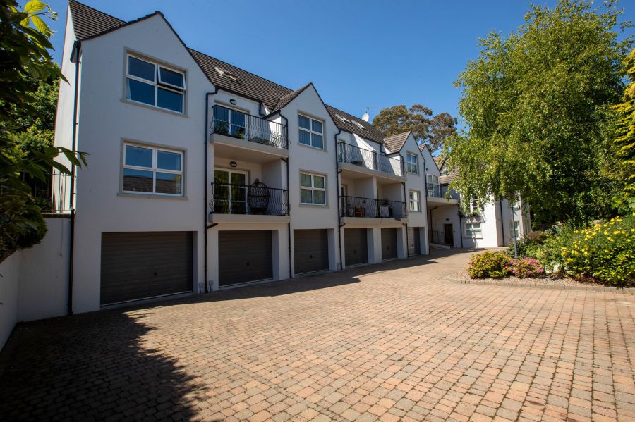 3 Apiary Court