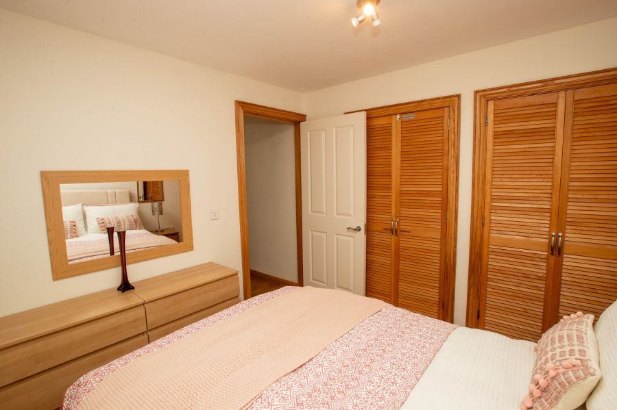 3 Apiary Court